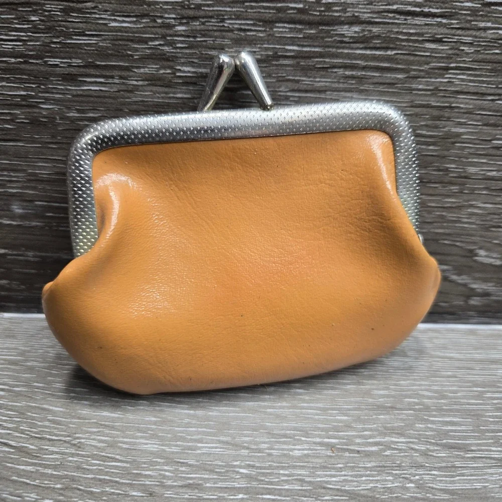 Vintage Washington State Souvenir Wallet Coin Purse Kiss Lock Mount Faux Leather
